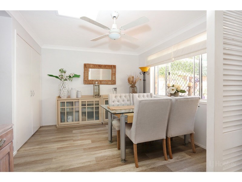 2/5 Cassia Street, Runaway Bay QLD 4216