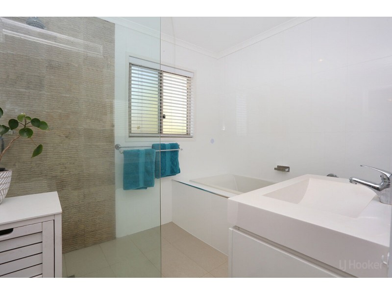 99/170 Central Street, Labrador QLD 4215