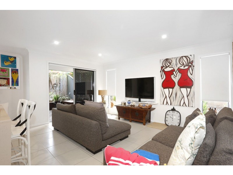 12/446 Pine Ridge Road, Coombabah QLD 4216