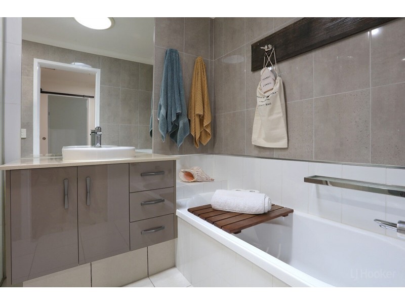 12/446 Pine Ridge Road, Coombabah QLD 4216