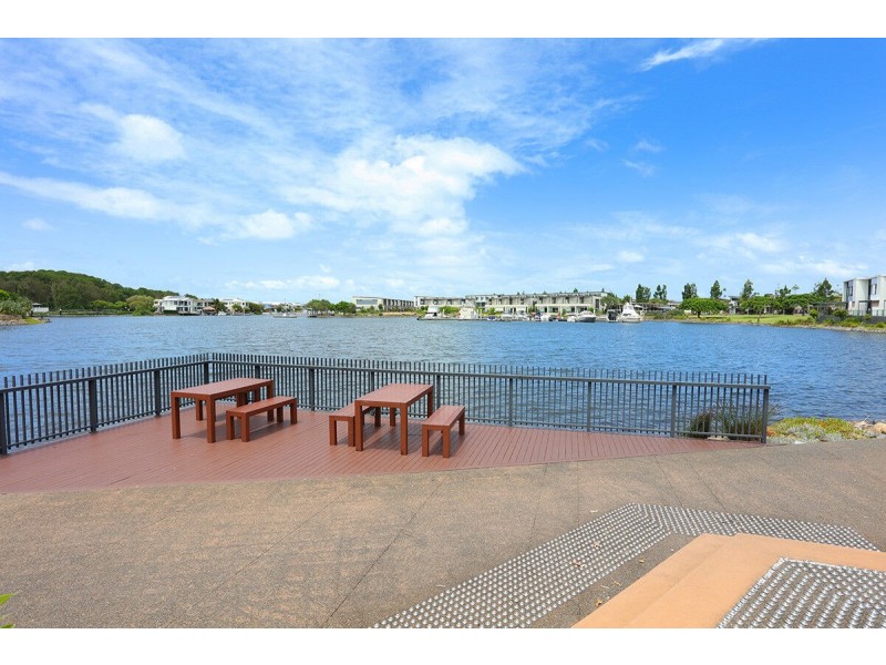 110 North Quay Circuit, Hope Island QLD 4212