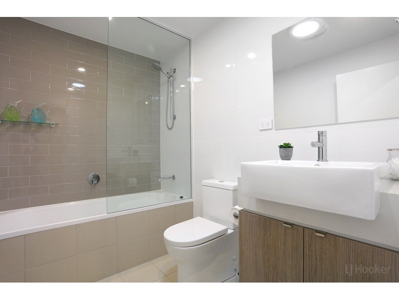110 North Quay Circuit, Hope Island QLD 4212