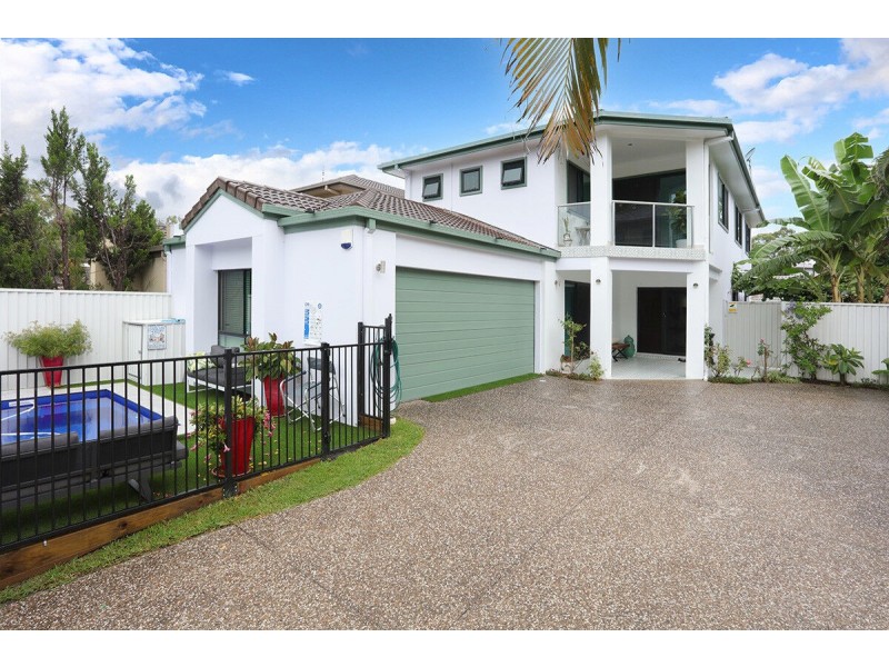 3 Xenia Court, Coombabah QLD 4216
