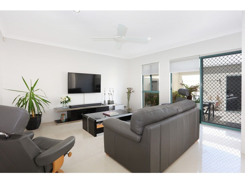 40/3 Lee Road, Runaway Bay QLD 4216