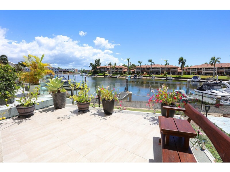 40/3 Lee Road, Runaway Bay QLD 4216