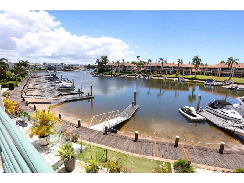 40/3 Lee Road, Runaway Bay QLD 4216
