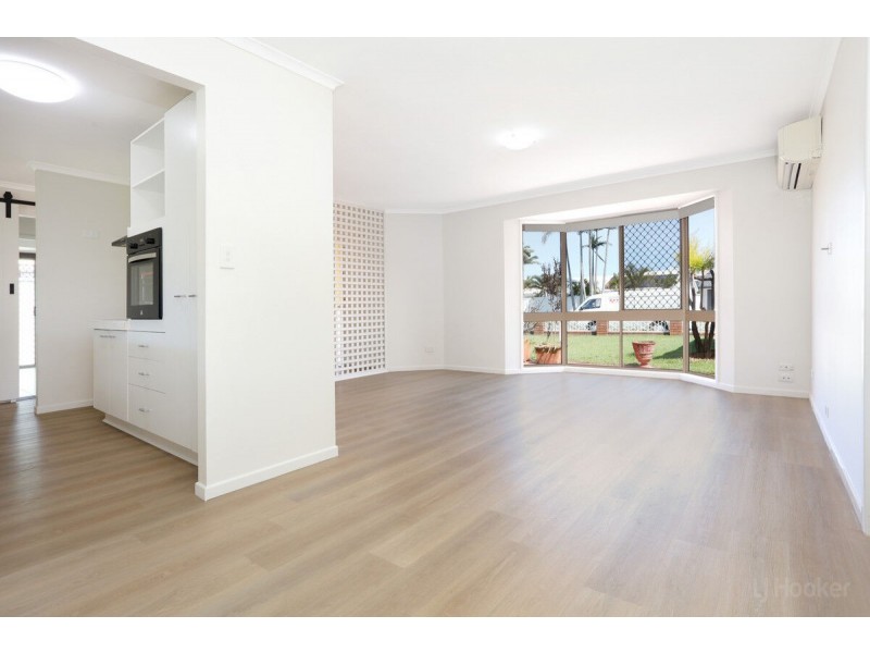 5 Thompson Street, Biggera Waters QLD 4216