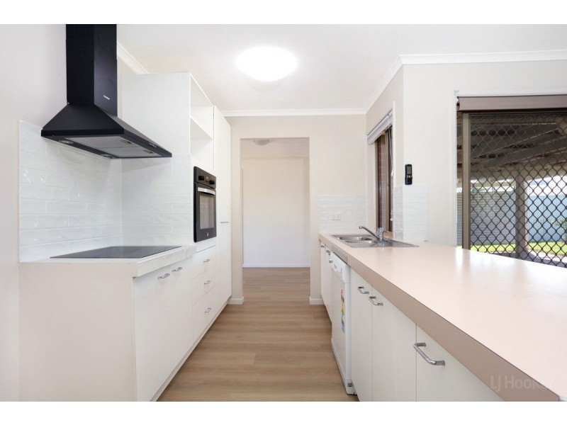 5 Thompson Street, Biggera Waters QLD 4216