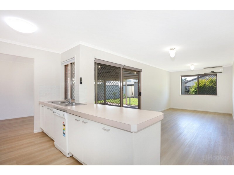 5 Thompson Street, Biggera Waters QLD 4216