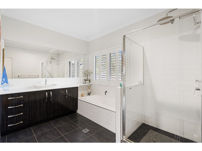 236-238 William Humphreys Drive, Mundoolun QLD 4285