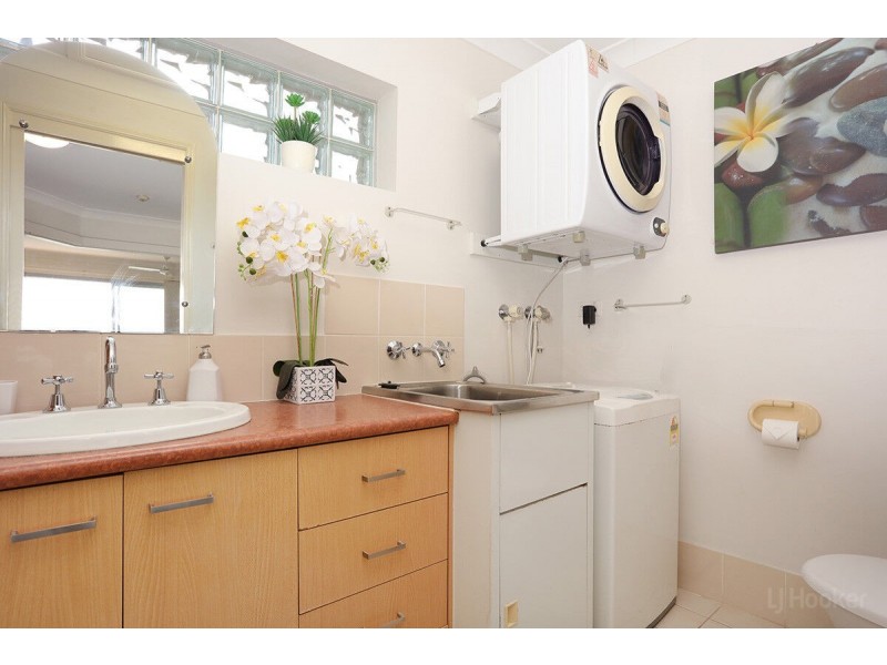 88/106-108 Marine Parade, Southport QLD 4215