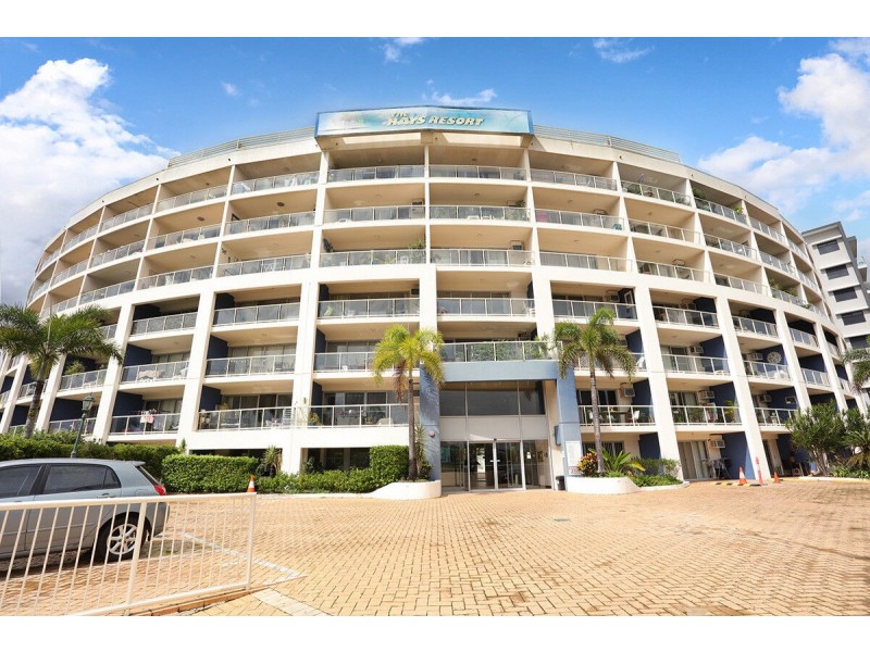 88/106-108 Marine Parade, Southport QLD 4215