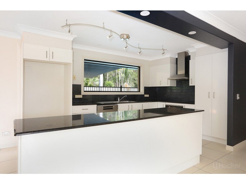 94 Columbus Drive, Hollywell QLD 4216