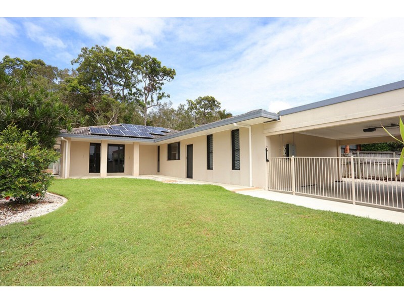 94 Columbus Drive, Hollywell QLD 4216