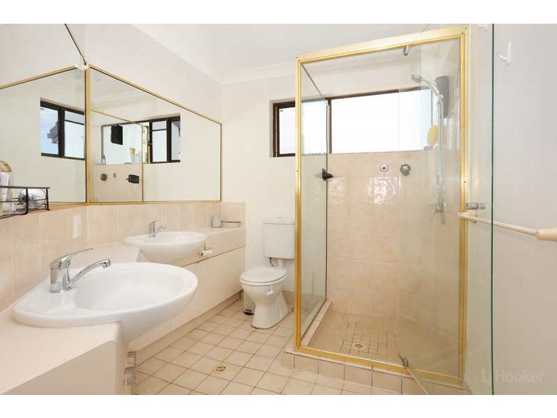 4/81-91 Boykambil Esplanade North, Hope Island QLD 4212