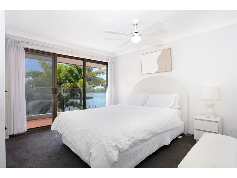 4/81-91 Boykambil Esplanade North, Hope Island QLD 4212