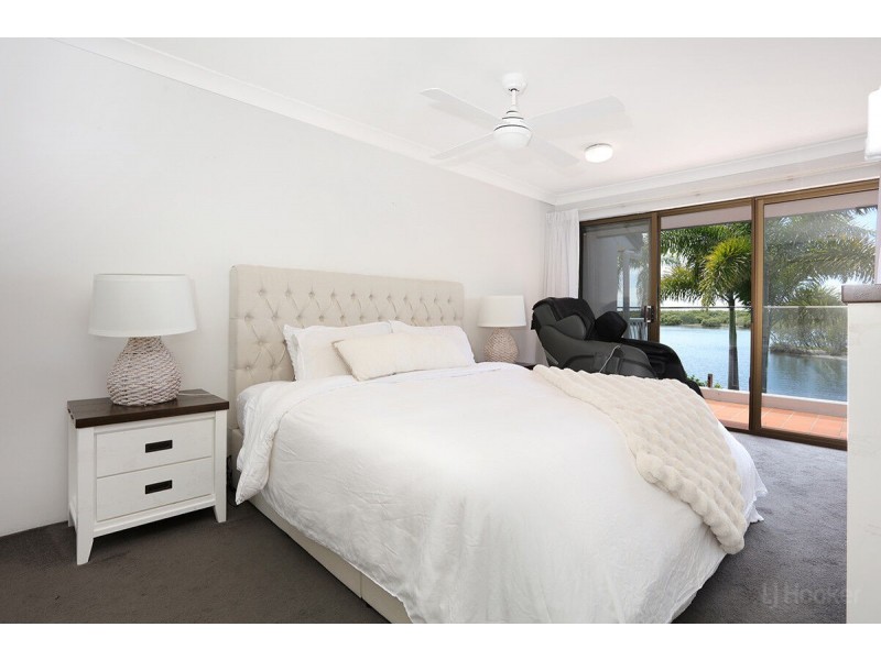 4/81-91 Boykambil Esplanade North, Hope Island QLD 4212