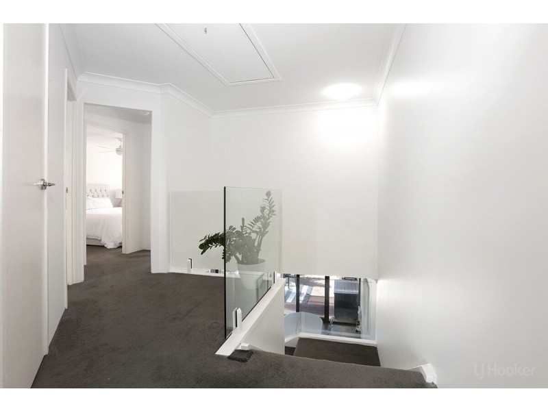 4/81-91 Boykambil Esplanade North, Hope Island QLD 4212