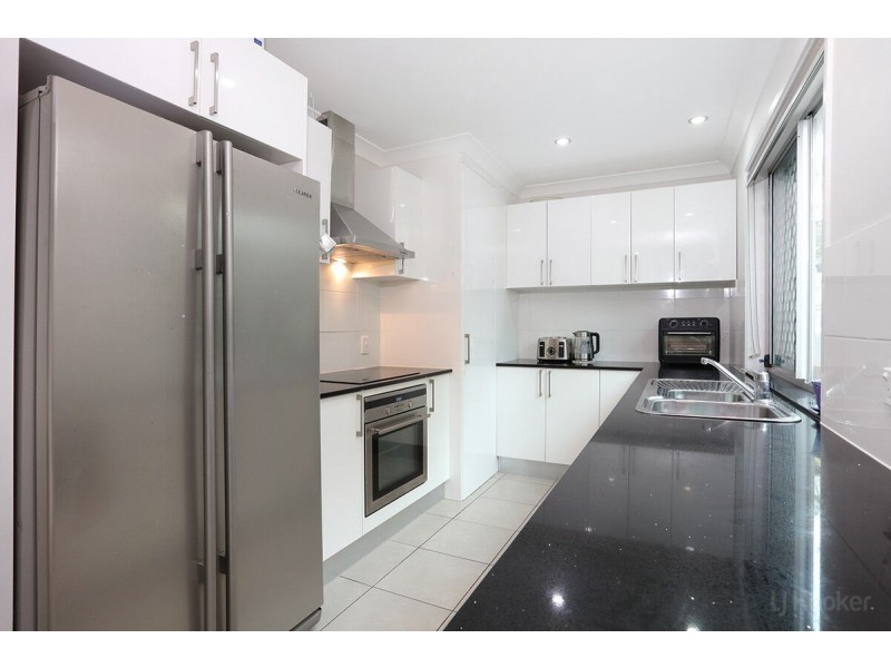 3/177-181 Central Street, Labrador QLD 4215