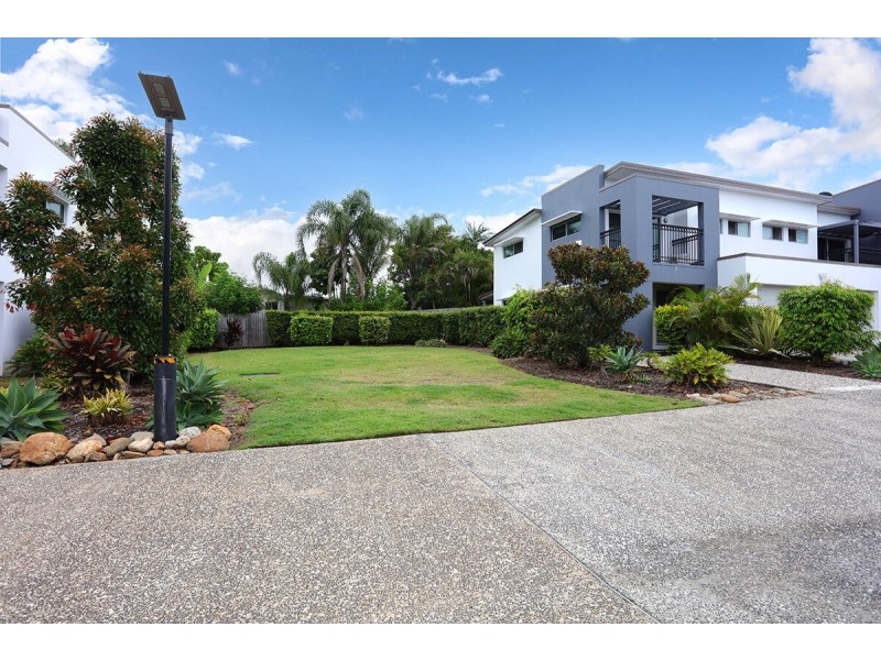 3/177-181 Central Street, Labrador QLD 4215