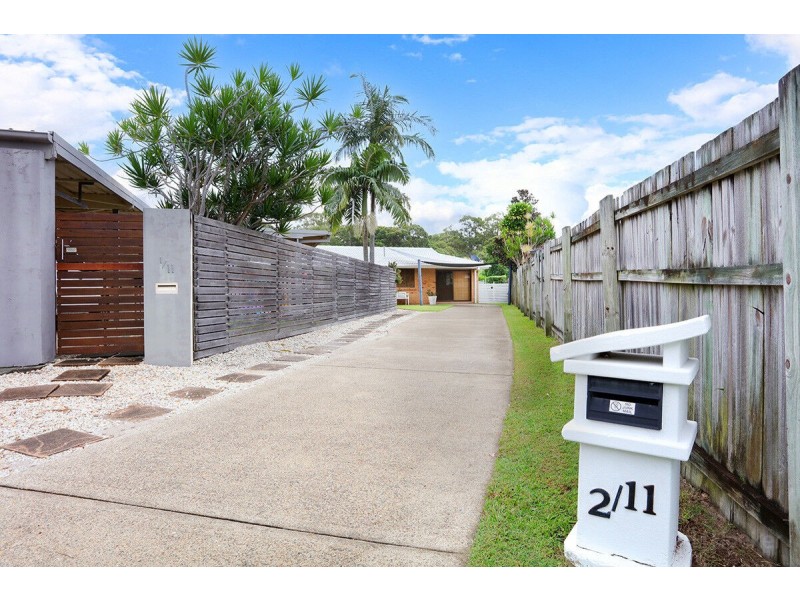 2/11 Eurimbula Court, Paradise Point QLD 4216