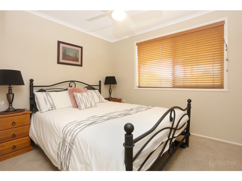 2/11 Eurimbula Court, Paradise Point QLD 4216