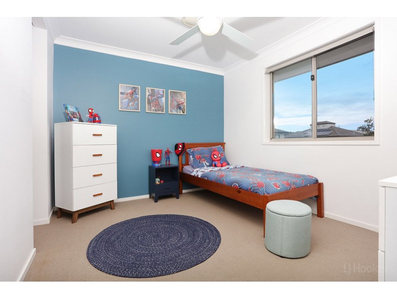 67 Harbour Rise, Hope Island QLD 4212