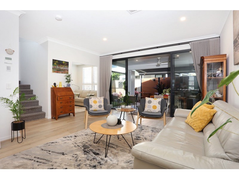 6/4A Hansford Road, Coombabah QLD 4216