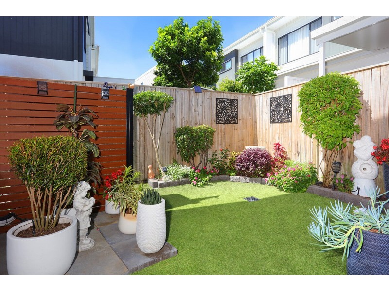 6/4A Hansford Road, Coombabah QLD 4216