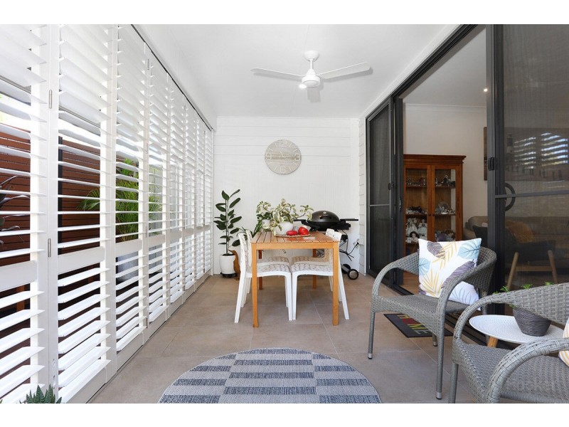 6/4A Hansford Road, Coombabah QLD 4216