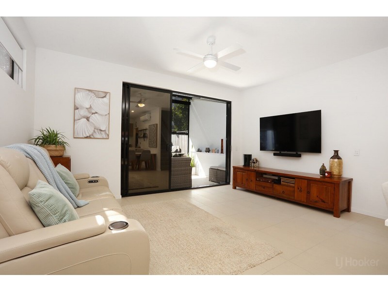 102 North Quay Circuit, Hope Island QLD 4212