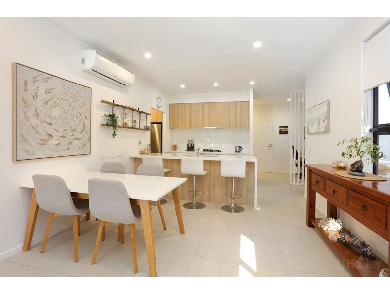 102 North Quay Circuit, Hope Island QLD 4212