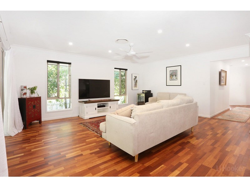 117 Sheehan Avenue, Hope Island QLD 4212