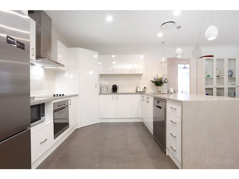 117 Sheehan Avenue, Hope Island QLD 4212