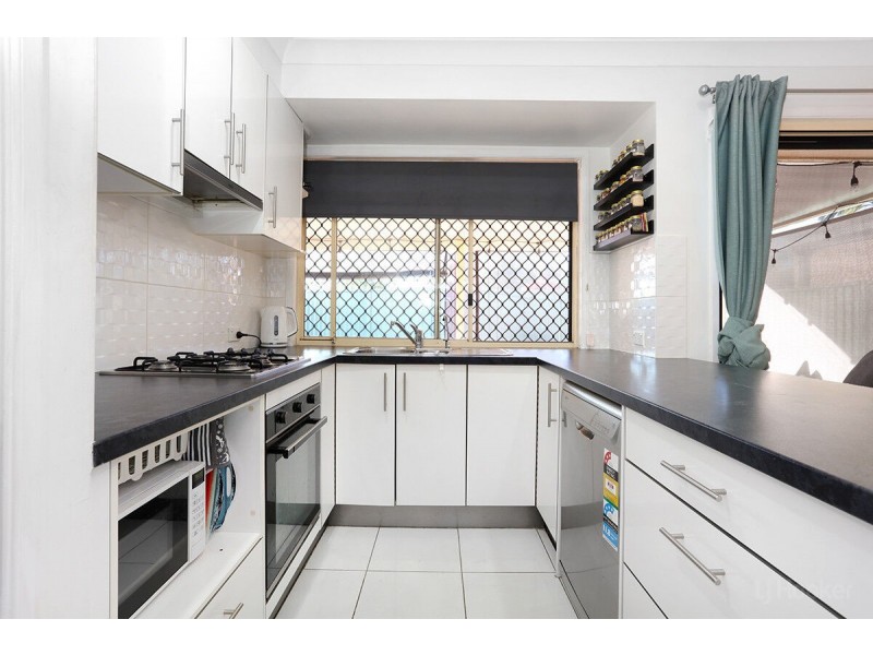 1/23 Crystal Reef Drive, Coombabah QLD 4216