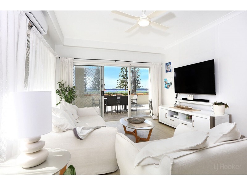 1A/522 Marine Parade, Biggera Waters QLD 4216