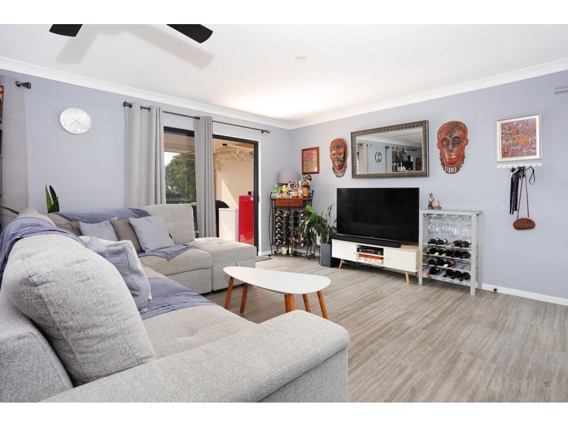 8/31 Middle Street, Labrador QLD 4215