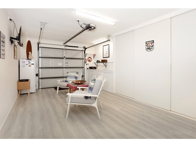 2/17 Lee Road, Runaway Bay QLD 4216