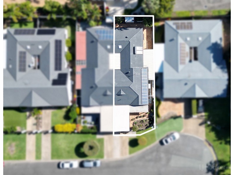 2/17 Lee Road, Runaway Bay QLD 4216