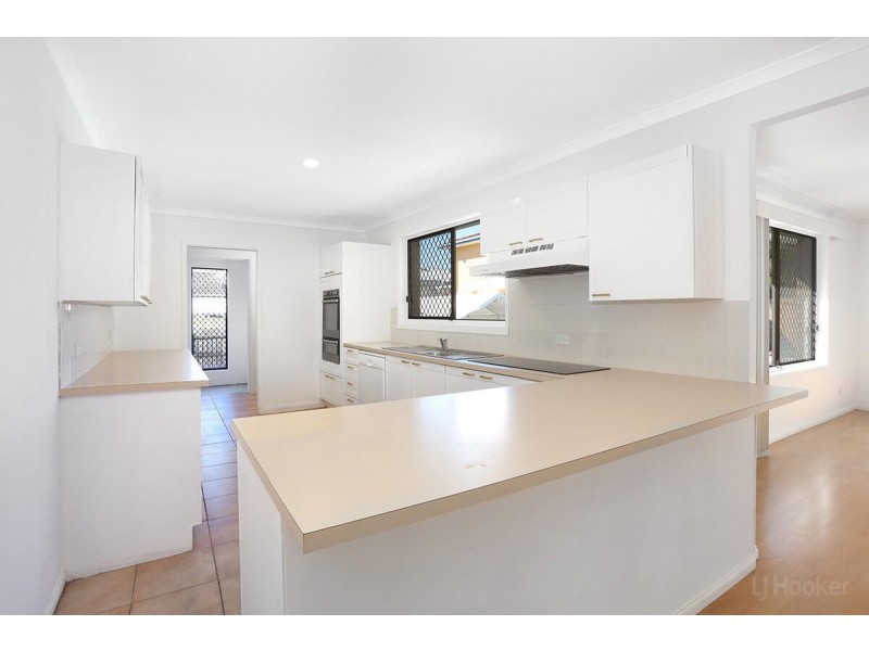 11 Topaz Court, Hollywell QLD 4216