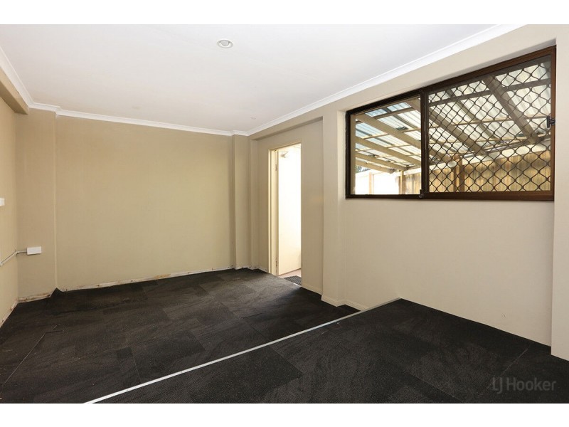 11 Topaz Court, Hollywell QLD 4216