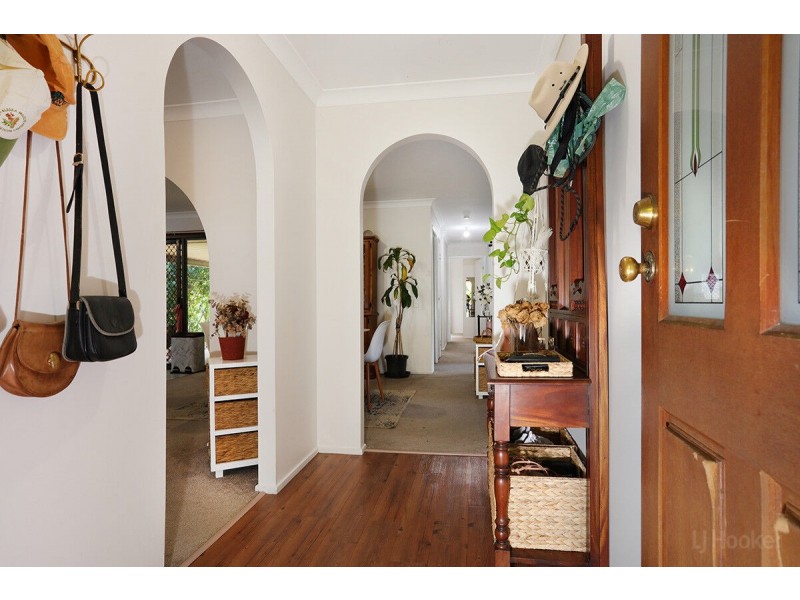 73 Hansford Road, Coombabah QLD 4216