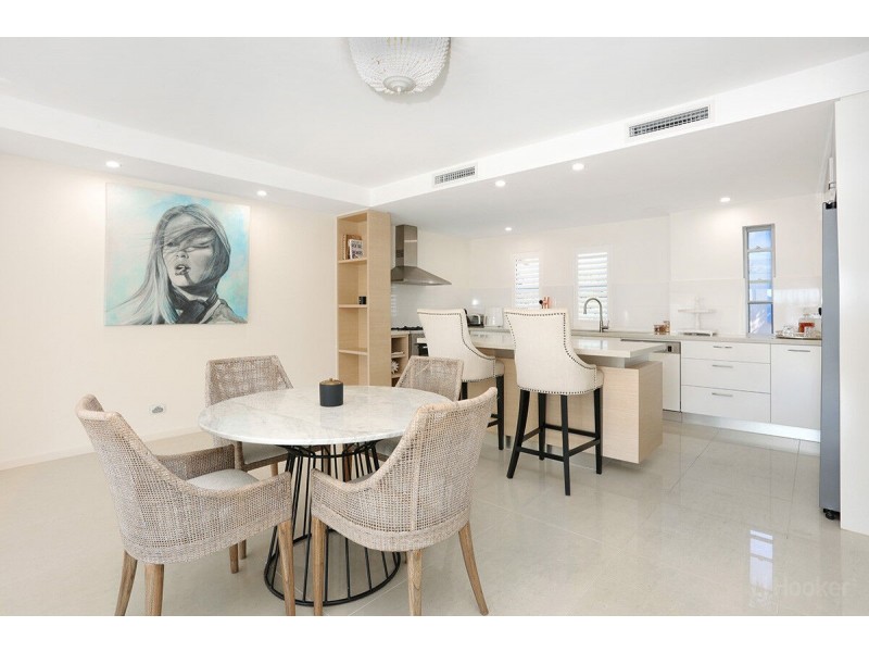 102 John Lund Drive, Hope Island QLD 4212