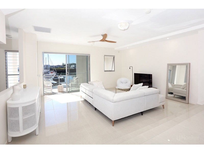 102 John Lund Drive, Hope Island QLD 4212