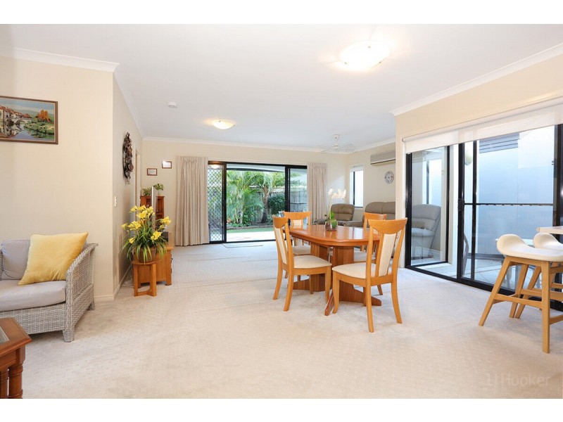 84/76 Bayview Street, Runaway Bay QLD 4216