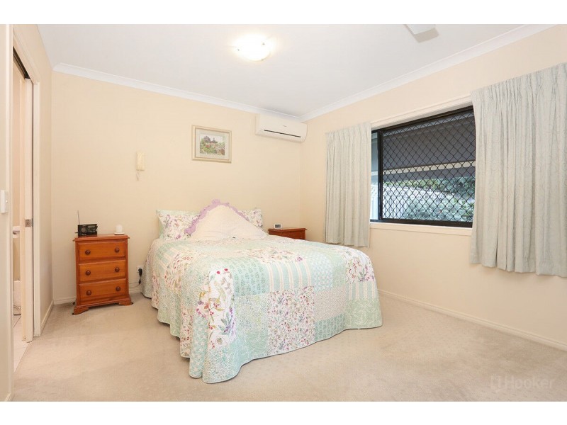 84/76 Bayview Street, Runaway Bay QLD 4216