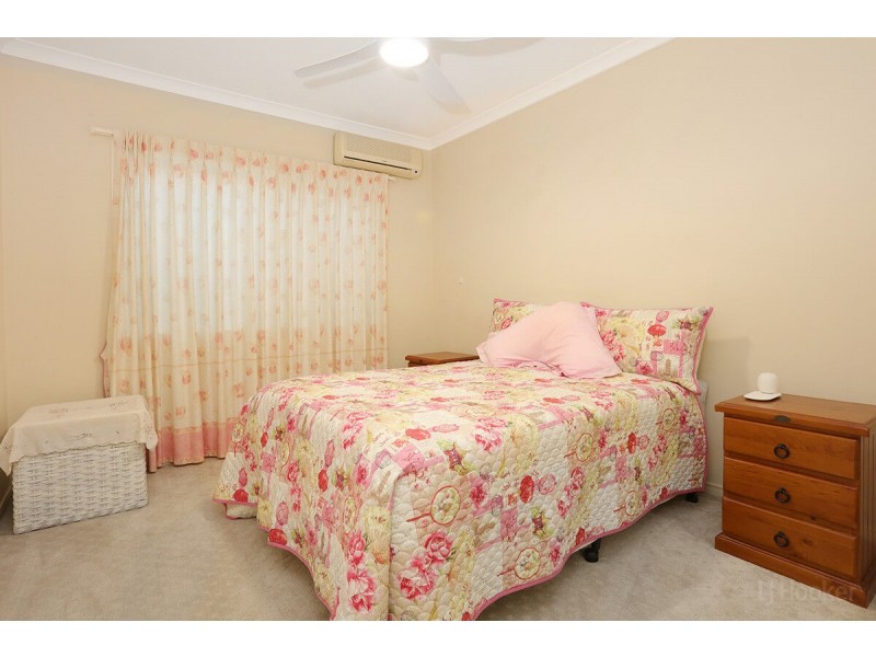 84/76 Bayview Street, Runaway Bay QLD 4216