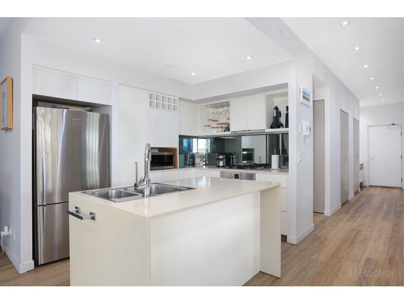 1006/438 Marine Parade, Biggera Waters QLD 4216