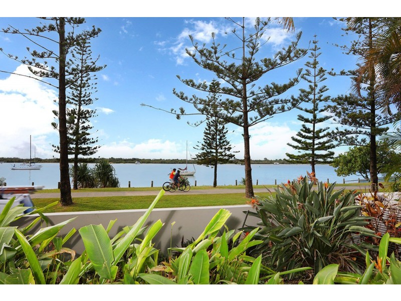 1006/438 Marine Parade, Biggera Waters QLD 4216