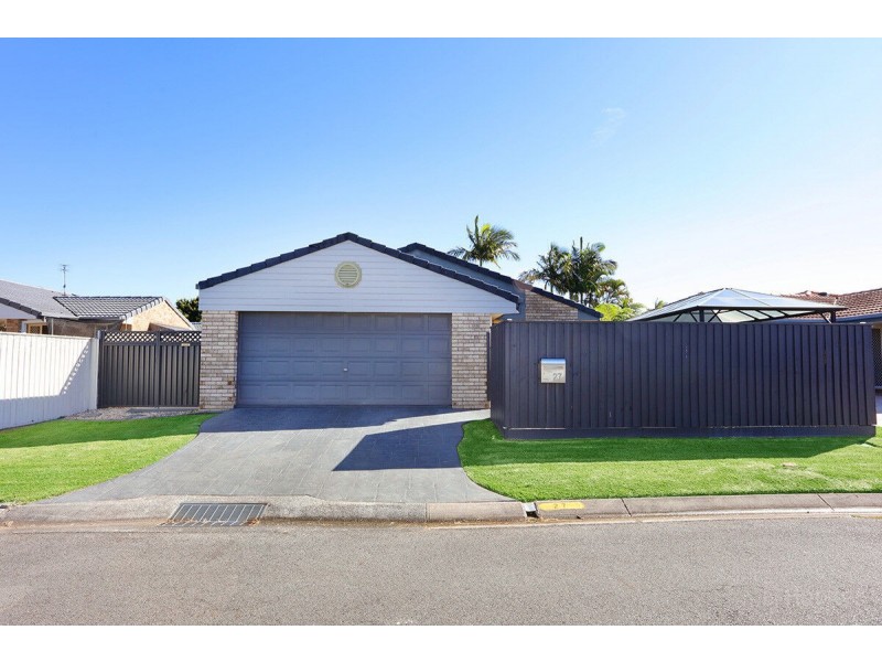 27 Numbat Court, Coombabah QLD 4216